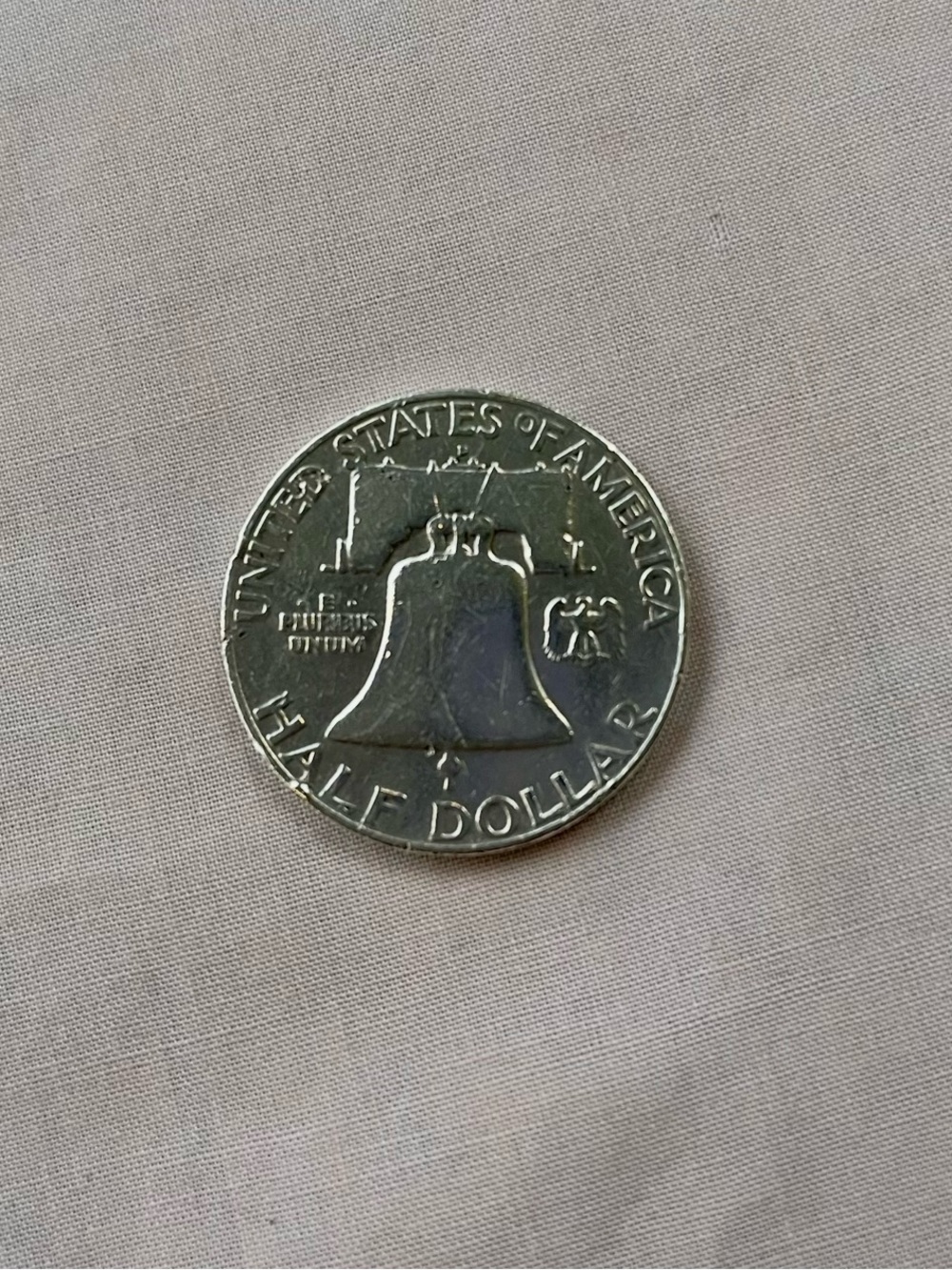 1952-D USA Benjamin Franklin Half Dollar - Picture 2 of 2